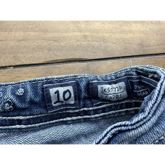 Miss Me Jeans Girls 10 Capri Medium Wash Light Fade JK5772P Cross Stitched - Picture 5 of 12